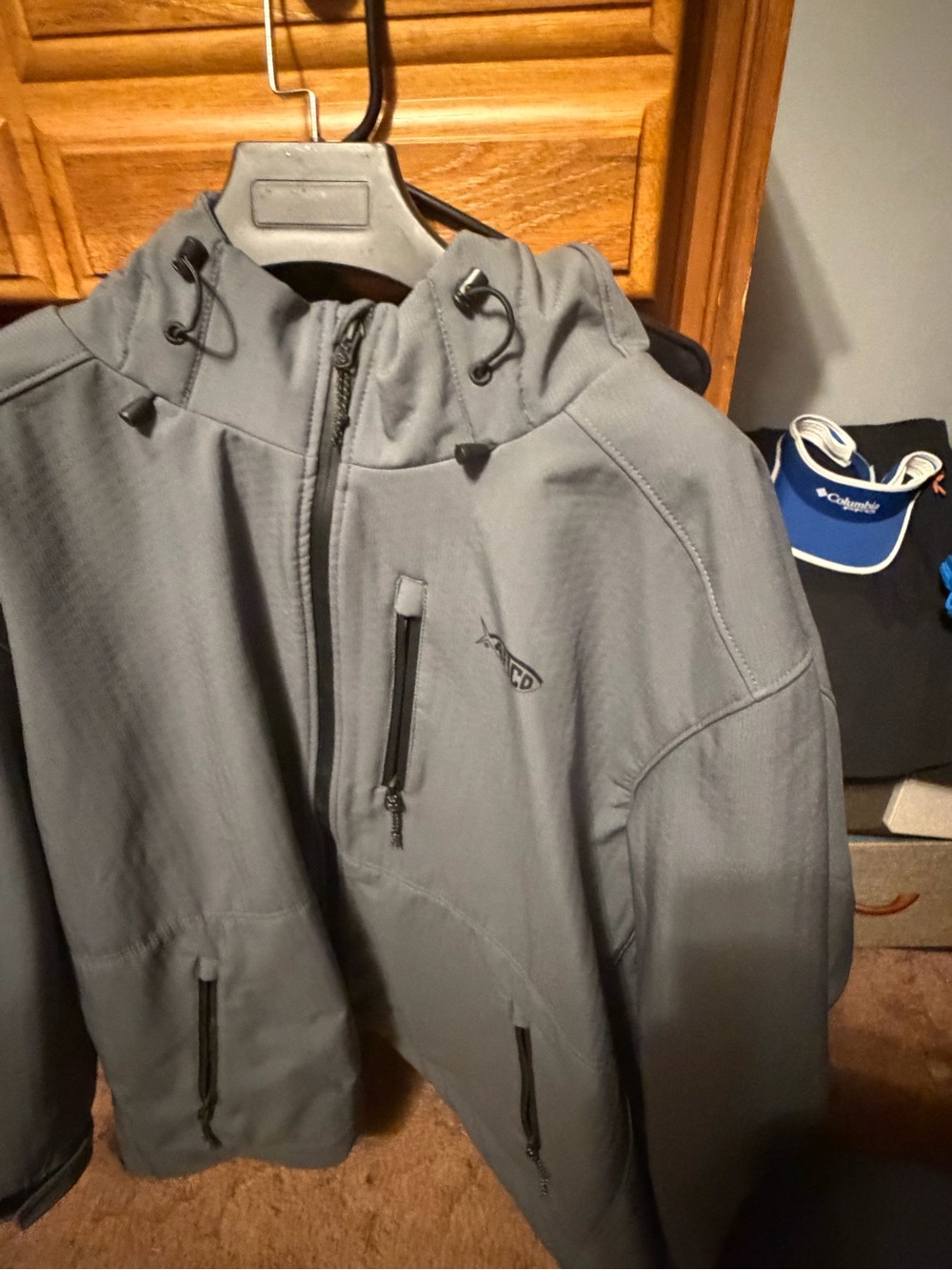 AFTCO Men's Charcoal Gray Hooded Performance Softshell Jacket